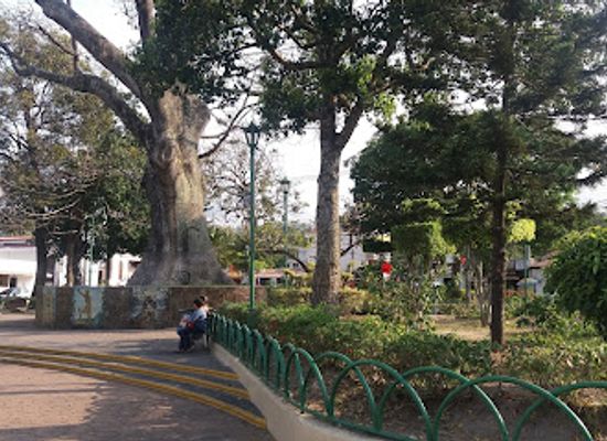 el-salvador/la-libertad/landmark/antiguo-cuscatlan-central-park