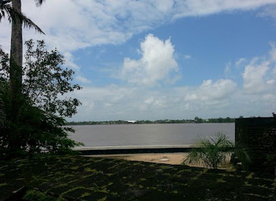 suriname/interior-rainforest/landmark/surinaams-museum