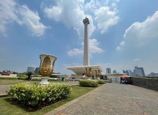 indonesia/west-java/landmark/monas-dancing-fountain