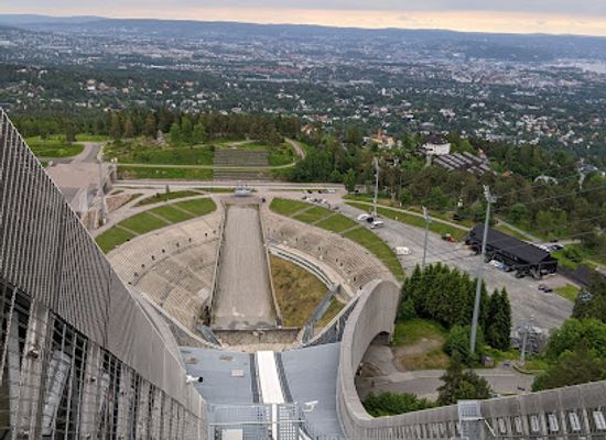 norway/oslo/holmenkollen/landmark/holmenkollen-leir