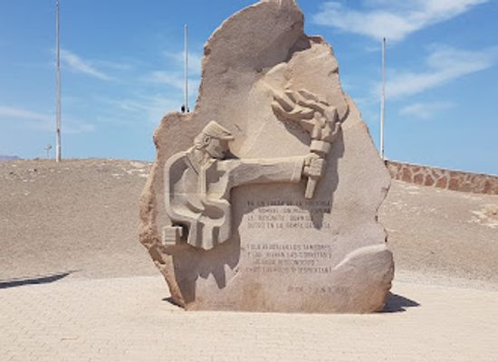 chile/arica/landmark/monumento-al-soldado-desconocido