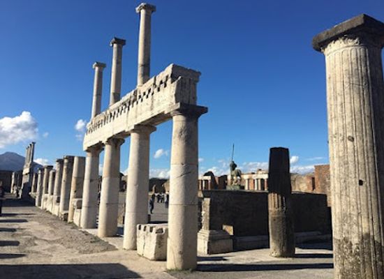 italy/pompeii/landmark/pompeii-history-tours-by-michael-deeley