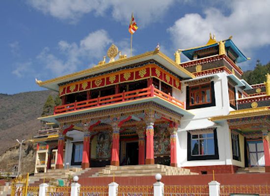 india/northeast-india/landmark/bomdila-buddhist-monastery-bomdila-west-kameng-district-arunachal-pradesh-india