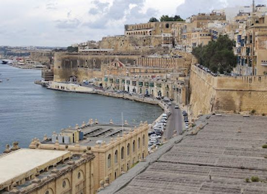 malta/south-eastern-region/landmark/lower-barrakka