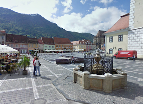 romania/brasov/landmark/fantana-lui-johann-kessler