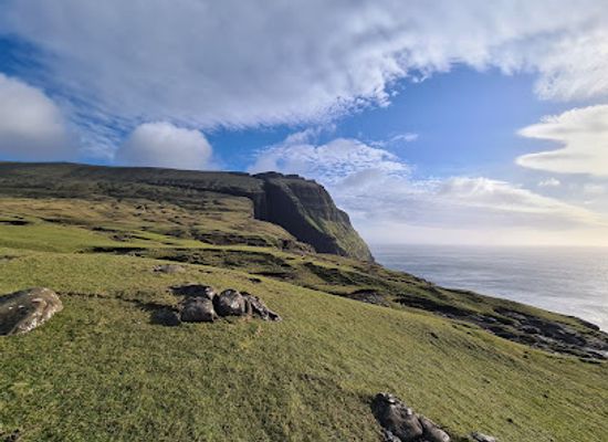 faroe-islands/gota/landmark/asmundarstakkur