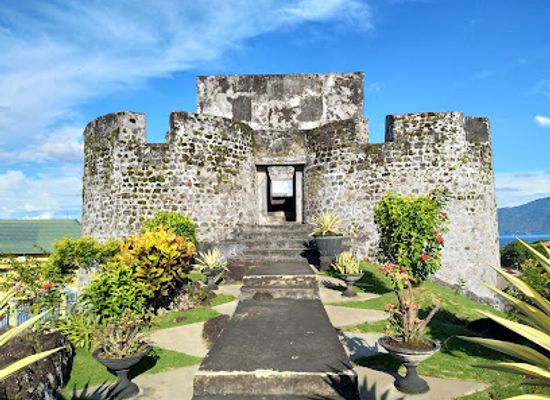 indonesia/north-maluku/landmark/benteng-portugis-tolukko
