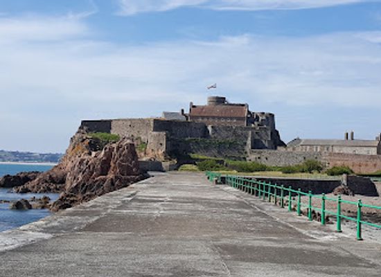 jersey/st-aubin/landmark/st-helier-hermitage