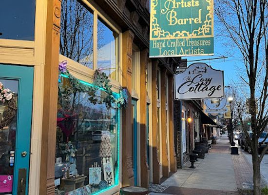 kentucky/bardstown/landmark/artists-barrel
