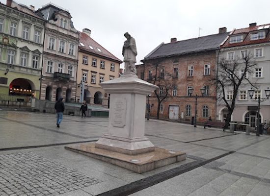 poland/bielsko-biala/landmark/zabytkowa-kamienica-z-aniolami