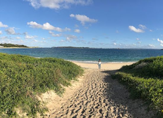 australia/sydney-basin/landmark/yarra-bay-beach