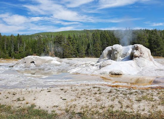 wyoming/teton-county/landmark/grotto-geyser