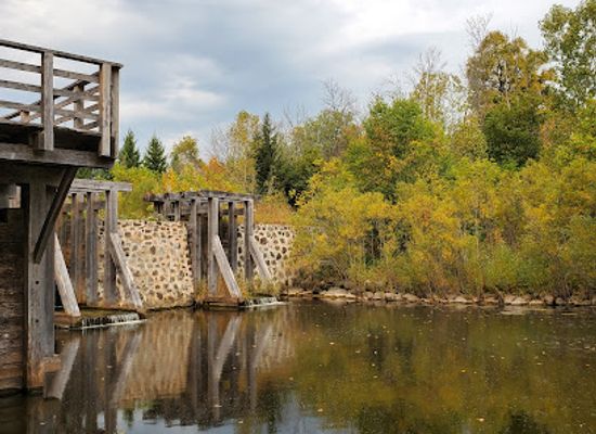 wisconsin/eastern-ridges-and-lowlands/landmark/wisconsin-state-historical-marker-9-old-wade-house-state-park