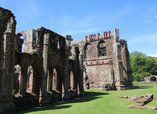 united-kingdom/north-west-england/landmark/furness-abbey
