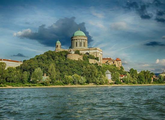 hungary/northern-hungary/landmark/basilica-of-esztergom