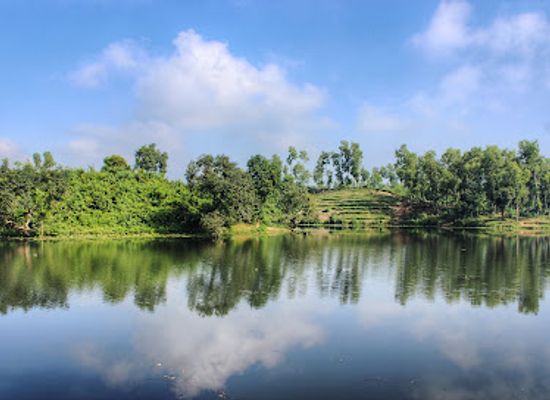 bangladesh/tanguar-haor/landmark/madhabpur-lake