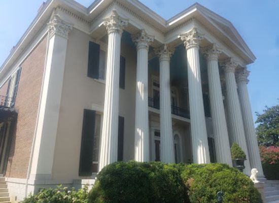 tennessee/central-middle-tennessee/landmark/rattle-and-snap-plantation