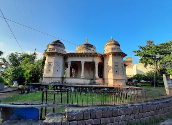 india/central-india/landmark/marble-rocks