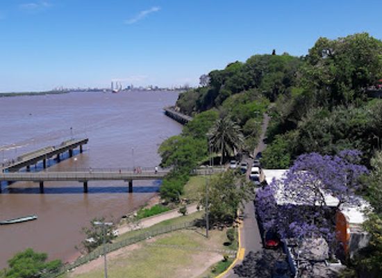 argentina/rosario/pichincha/landmark/paseo-del-caminante