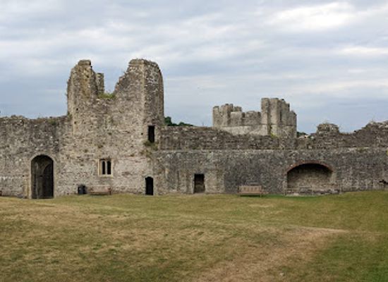 united-kingdom/monmouthshire/landmark/castell-cas-gwent-chepstow-castle