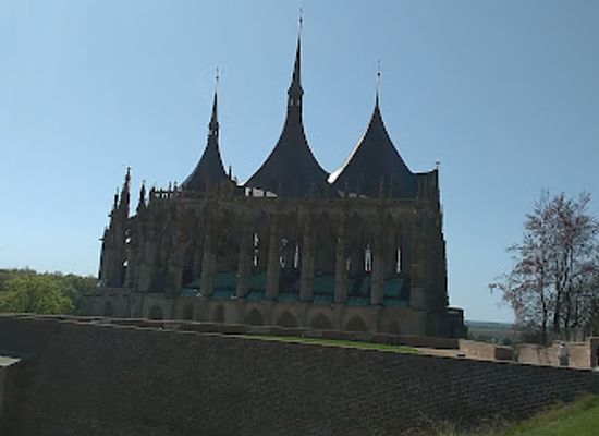 czechia/kutna-hora/landmark/geologicka-expozice-cizkova-skala