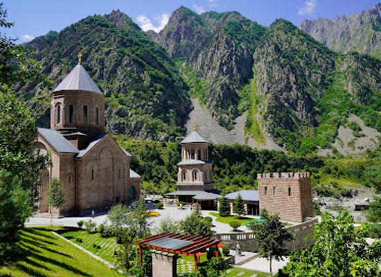 georgia/svaneti/landmark/dariali-monastery-complex