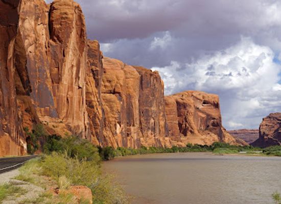utah/moab/landmark/dead-horse-point-state-park
