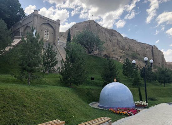 uzbekistan/samarkand/landmark/khoja-daniyor-mausoleum
