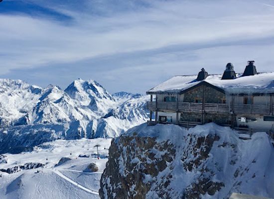 france/courchevel/landmark/sommet-de-la-saulire