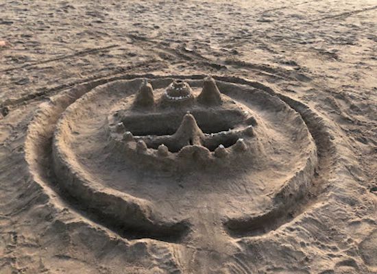 indonesia/bali/kuta/landmark/kuta-beach-sandcastle