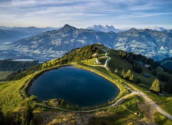 austria/kitzbuhel/landmark/kitzbuhel-tourismus