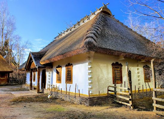 ukraine/sloboda-ukraine/landmark/mamayeva-sloboda