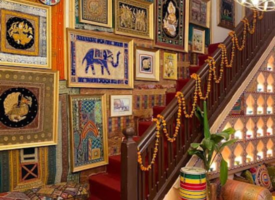 pakistan/lahore/model-town/landmark/morhaveli