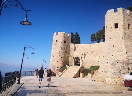 turkiye/kusadasi/kusadasi-city-center/landmark/historical-kusadasi-city-walls