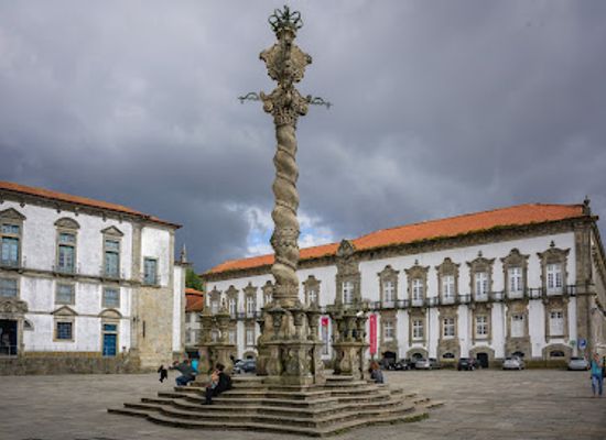 portugal/porto/landmark/pillory-of-porto