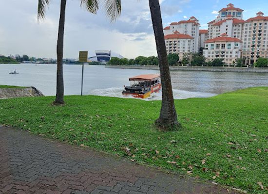 singapore/central-business-district/landmark/marina-promenade