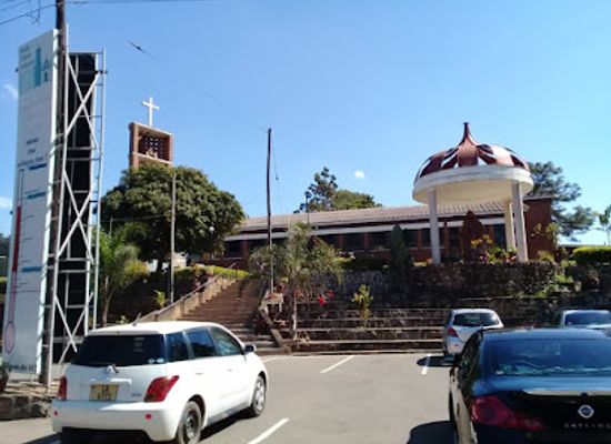 malawi/lilongwe/city-centre/landmark/maula-cathedral