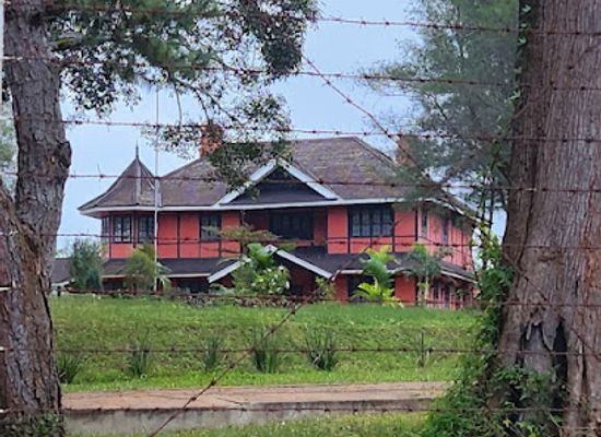 myanmar-burma/pyin-oo-lwin/landmark/yuzana-myaing