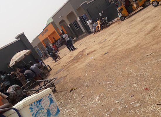 nigeria/kano/landmark/karota-luxurious-park