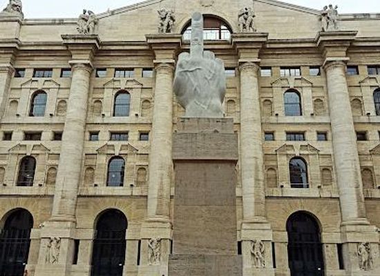 italy/brianza/landmark/l-o-v-e-liberta-odio-vendetta-eternita-il-dito