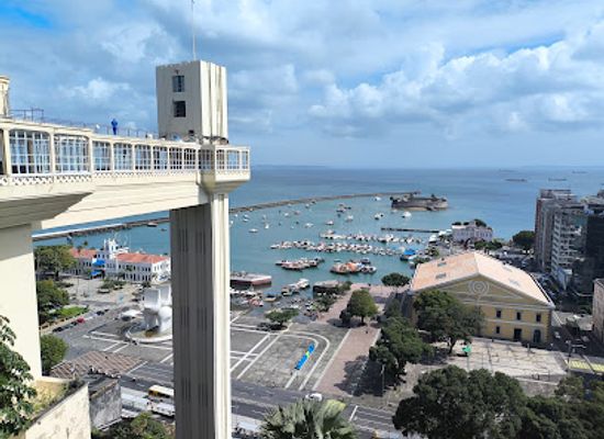 brazil/litoral-norte/landmark/elevador-lacerda