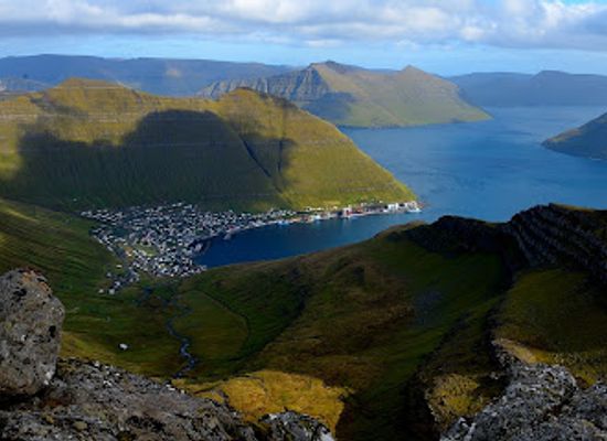 faroe-islands/eysturoy/landmark/visit-eysturoy-fuglafjorour-kunningarstovan-i-fuglafiroi