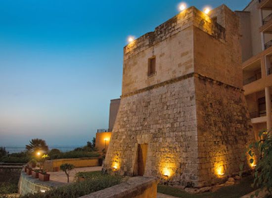 malta/st-julian-s/landmark/de-redin-st-julians-tower
