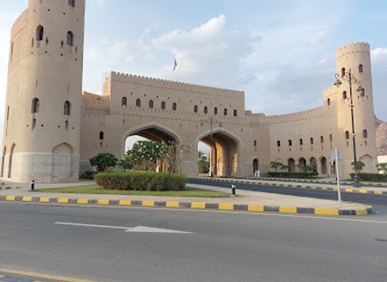 oman/nizwa/landmark/nizwa-gate