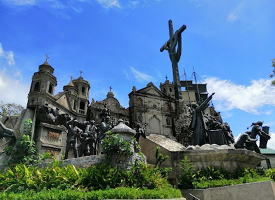 philippines/western-visayas/landmark/heritage-of-cebu-monument