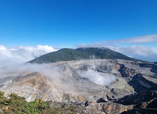 costa-rica/caribbean-coast/landmark/parque-nacional-volcan-poas
