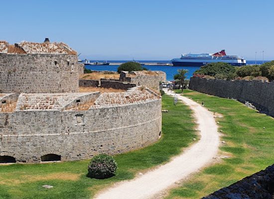 greece/rhodes/landmark/bastion-del-carretto