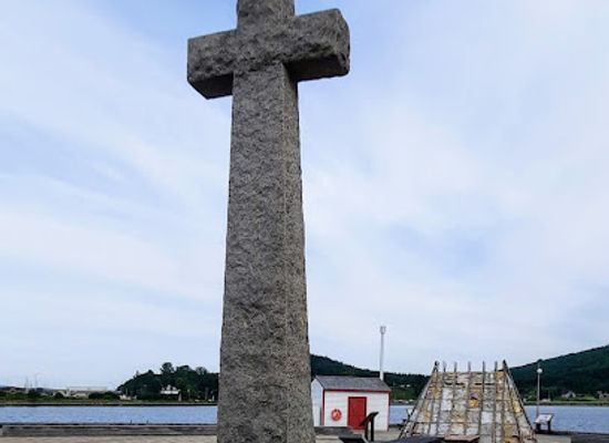 canada/gaspe-peninsula/landmark/cross-of-gaspe