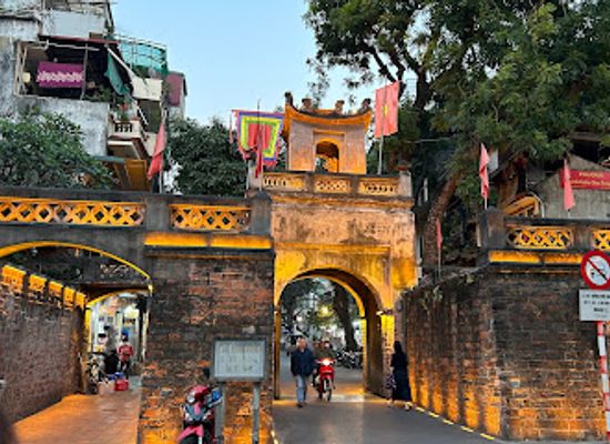vietnam/hanoi/landmark/o-quan-chuong