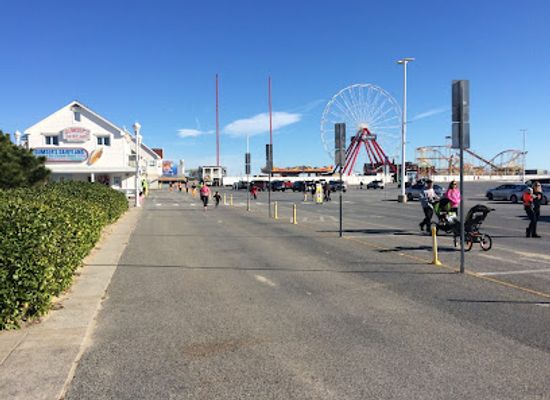 maryland/eastern-shore/landmark/hugh-t-cropper-inlet-parking-lot